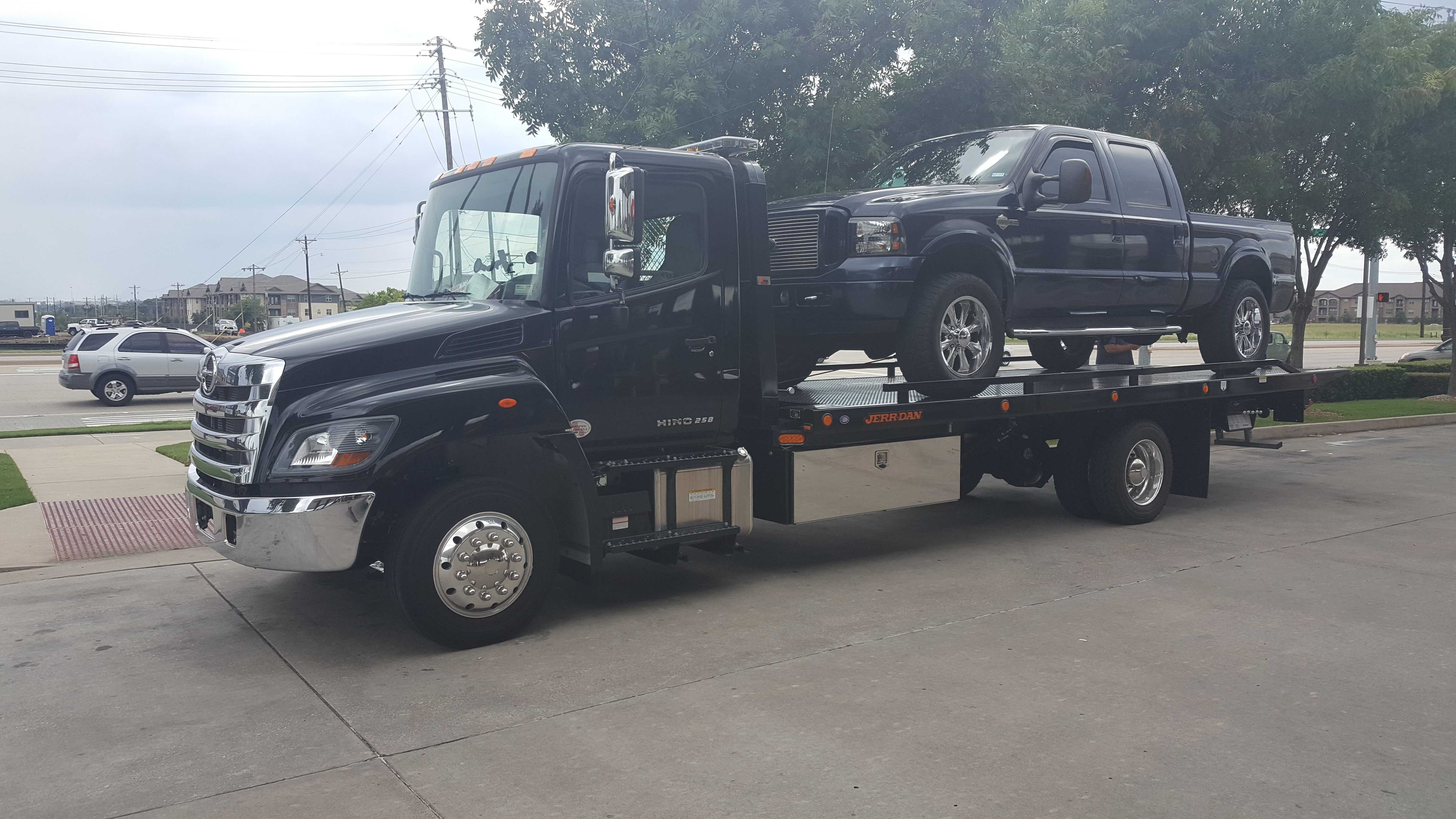 Tow truck In Frisco business image in Frisco, TX